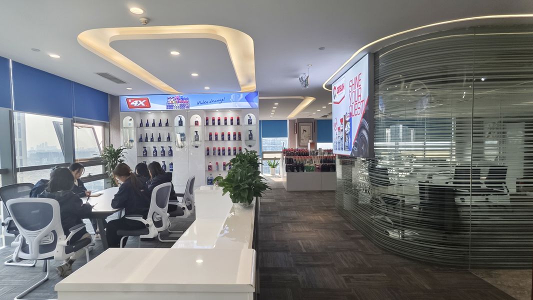 Guangzhou Helioson Car Care Co., Ltd. Produktionslinie des Herstellers